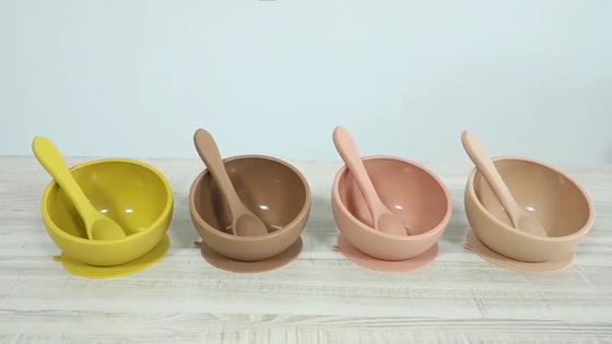 Mangkuk Karet Silikon Non Slip Aman untuk Anak-anak Dengan Microwave Hisap Gratis
