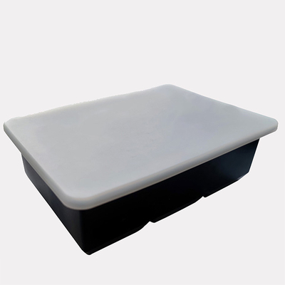 15 Rongga BPA Gratis 12*24cm Square silikon Ice Mold Cube Tray Dengan Tutup