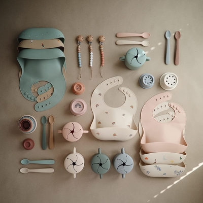 OEM ODM Tersedia BPA Gratis Silicone Baby Napkin Aman Di Sterilizer Bakteri Tahan
