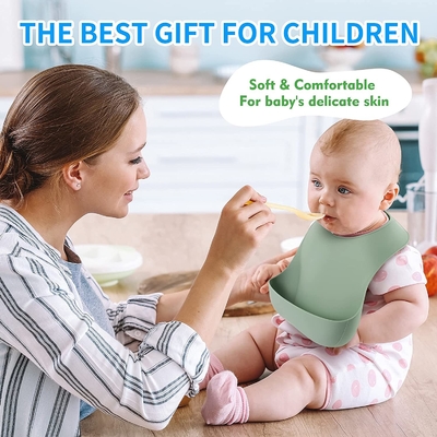 Disetujui FDA Patel Color Silicone feeding Bib Safe In Sterilizer Baby Pinny