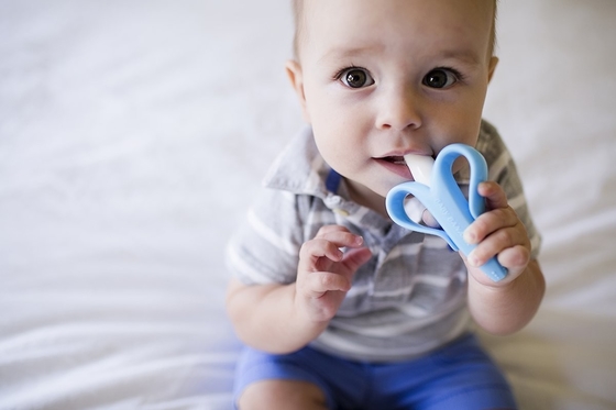 Bayi Sakit Gusi Pereda Sakit Sikat Gigi Pisang Biru Dapat Didaur Ulang untuk Bayi
