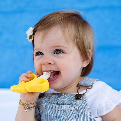 Pain Relief Food Grade Silicone Banana Teether yang Dapat Didaur Ulang untuk Bayi