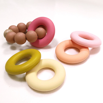 Cincin Donat Berbentuk Manik-manik Silikon Teether SGS 4.2*4.2*0.9cm Untuk Bayi