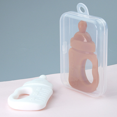 FDA BPA Gratis Produk Bayi Silikon Botol Susu Teether Toy 10.5*5.5*1.5cm Dengan Kotak