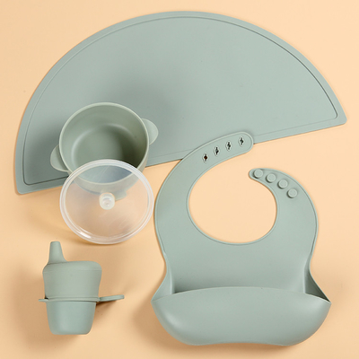 Silicone Baby 240 deg Suction Feeding Set Dengan Tatakan Sendok Garpu Piring Mangkuk